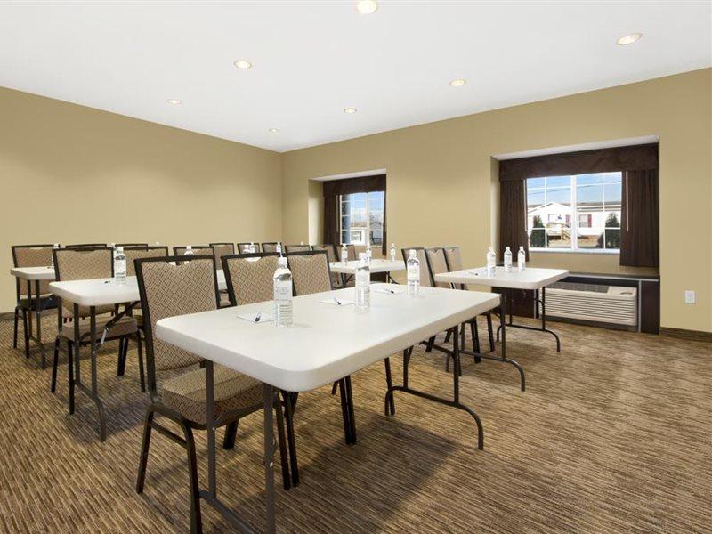 Microtel Inn & Suites By Wyndham Shelbyville Ngoại thất bức ảnh